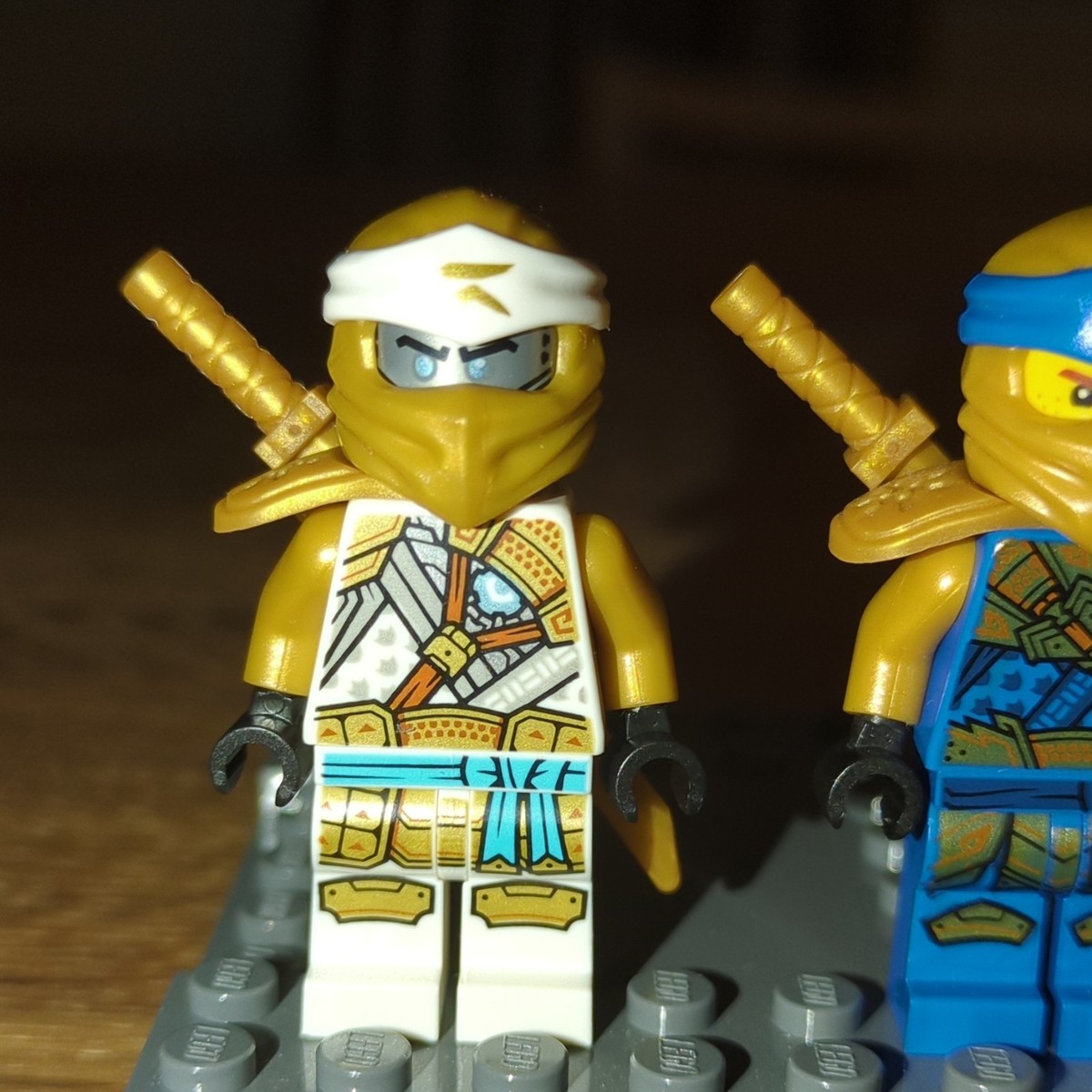 BUDSPOOL ＆ 火消し（YELLOW） LEGO NINJAGO CRYSTALLIZED GOLDEN NINJA WITH WEAPONS GREAT/MINT