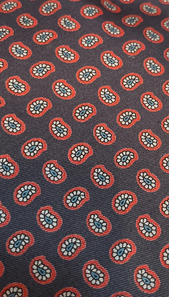 复古 STRATHMORE 蓝色 Oxblood 紫色佩斯利 100% 真丝美国制造领带 — 第 2/4 张图片