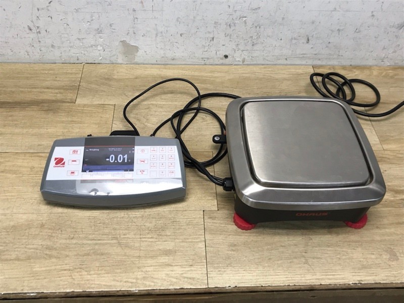 Ohaus Ranger 7000 R71MHD3 Compact Bench Scale 3000g x 0.01g High Resolution