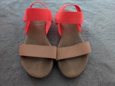 Girls Sz 3 Sandals Coral/Tan