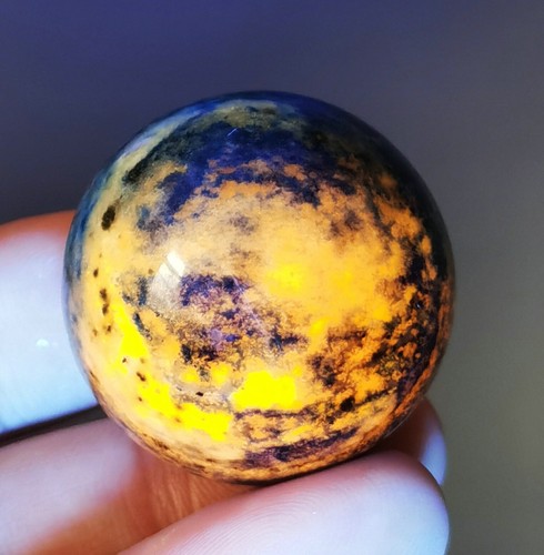 Raw NATURAL Blue Lapis Quartz Sphere Ball UV Reactive Reiki Stone Healing - Picture 8 of 12