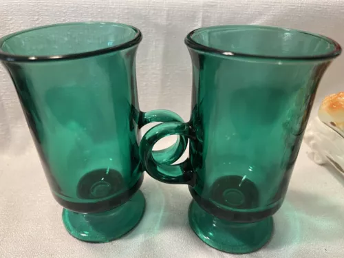 Anchor Hocking Vintage Mugs Emerald Green 2 Pedestal Irish Coffee Latte