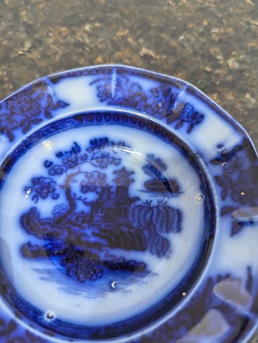 Antique Rare Wegdwood Chapoo Variant Flow Blue Willow Saucer Plate 5.5" - Picture 5 of 9