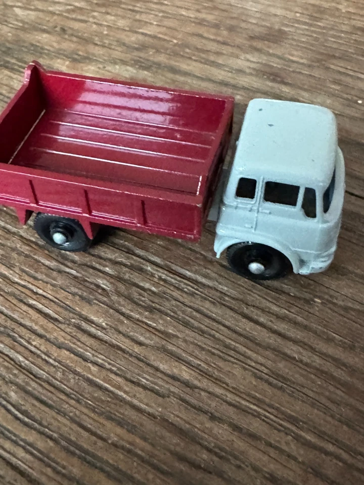 MATCHBOX  LESNEY BEDFORD 7 1/2 TON TIPPER N°3 MADE IN ENGLAND - Photo 2/4