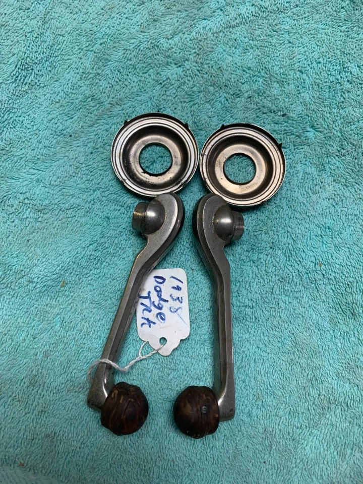 Dodge truck 1938 window cranks - Image 3 of 4