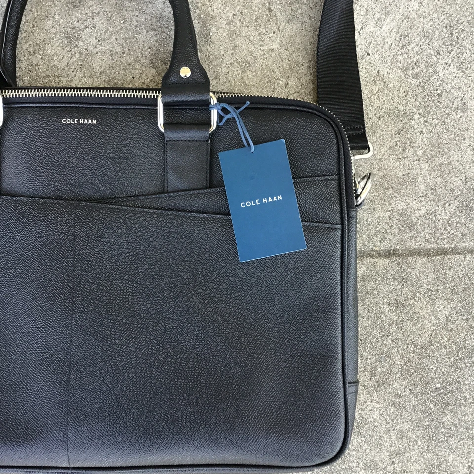 Cole Haan American Airlines Cuero Negro Adjunto Delgado Maletín Bolso para Laptop Foto 4 de 4
