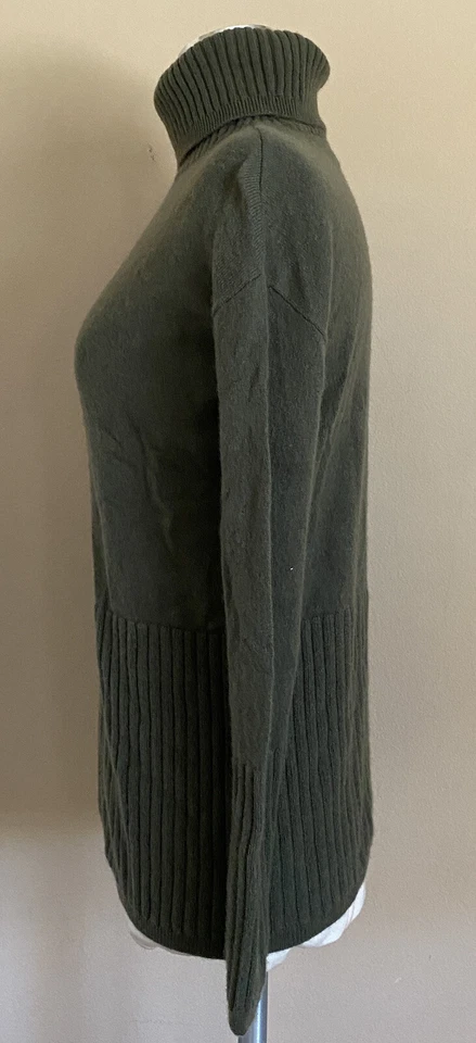Suéter Saks Fifth Ave para mujer talla XS cachemir cuello alto verde Foto 2 de 4