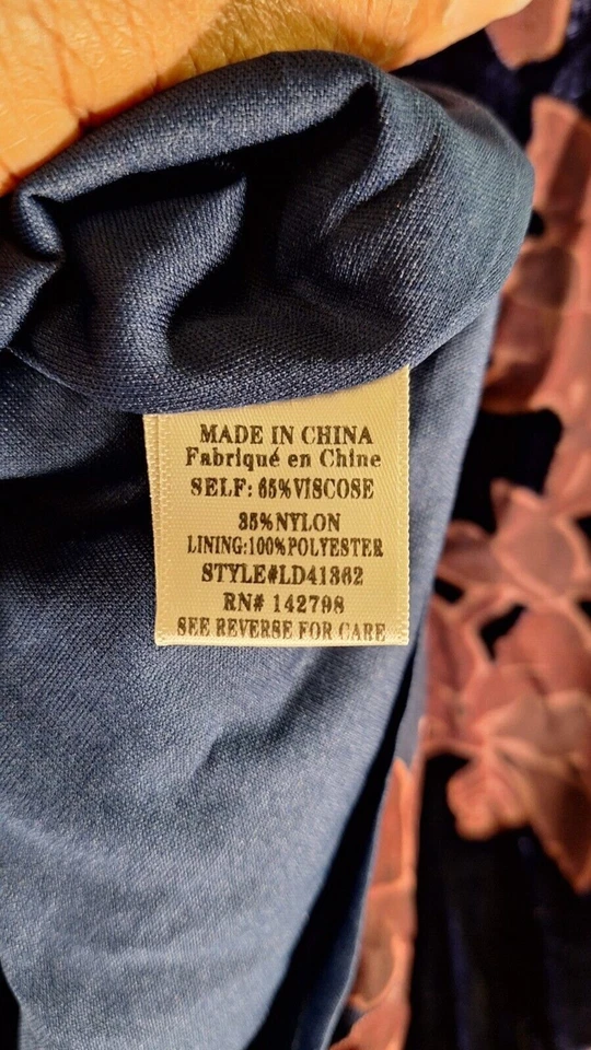 LOVERICHE Velvet Burnout Tunic Top Sz M Dark Floral Boho Western Fairy Grunge - Image 4 of 4