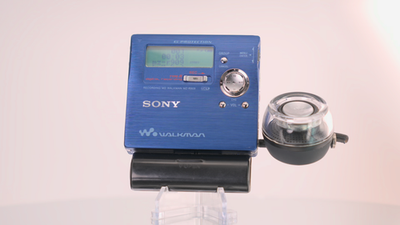 Sony MZ-R909 MD Minidisc Walkman w/AA sidecar (Blue) [DEMO / PLAYS