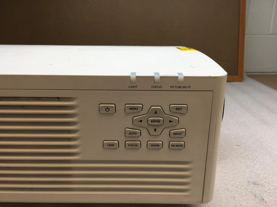 Christie DWU599-GS 5400-Lumen Conference Room Laser Projector 9.67k Hrs - Tested - Image 4 of 4