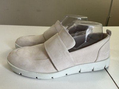 ECCO  Bella  Cream Nubuck Slip-on Comfort Loafer Women s Size 8  EU 38