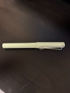 LAMY Safari Pastel Mint Glaze Fountain Pen - Fine nib