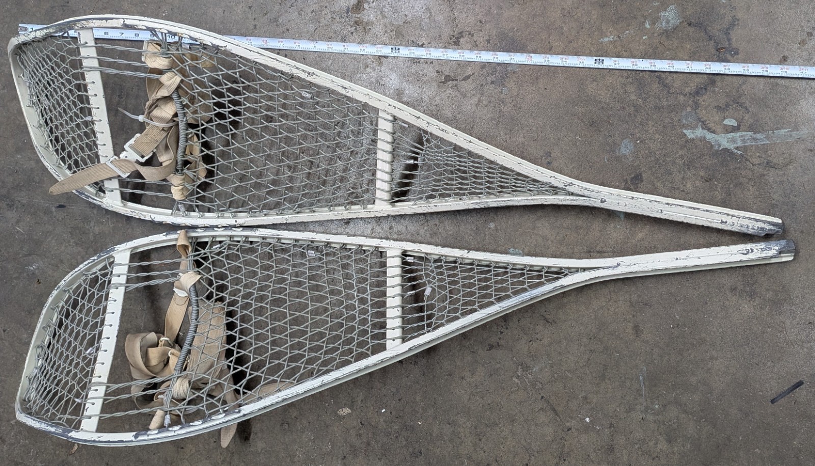 Vintage 1977 Magline of Canada 46" Aluminum Military Snowshoes W/Bindings