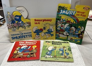 Vintage Smurf Books And Egg Kit 