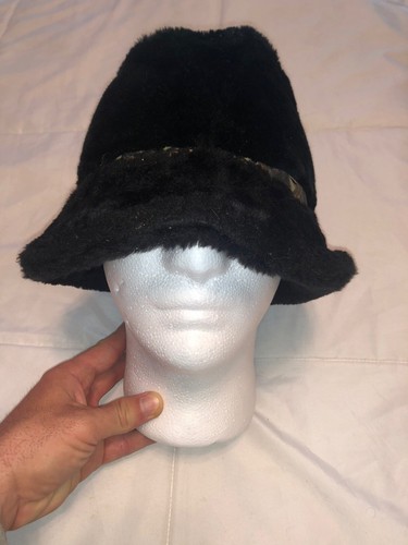 VINTAGE WOMENS LARGE FAUX FUR HAT Black 