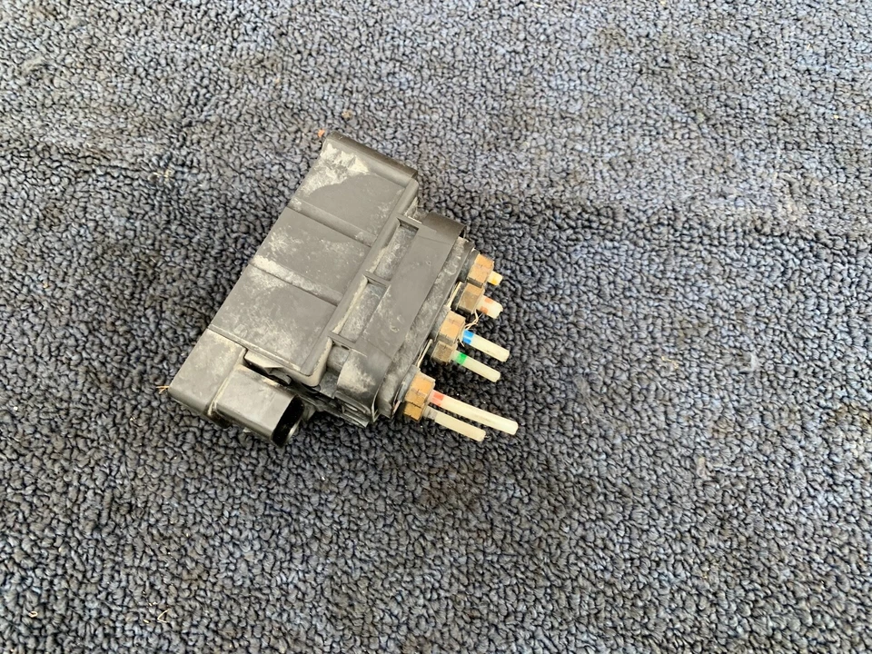 Módulo de suspensión neumática bloque de válvulas fabricante original Mercedes W221 S400 S550 Cl550 Foto 4 de 4