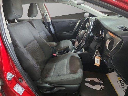 2013 Toyota Auris 1.6 V-Matic Icon Euro 5 5dr HATCHBACK Petrol Manual - Picture 10 of 24