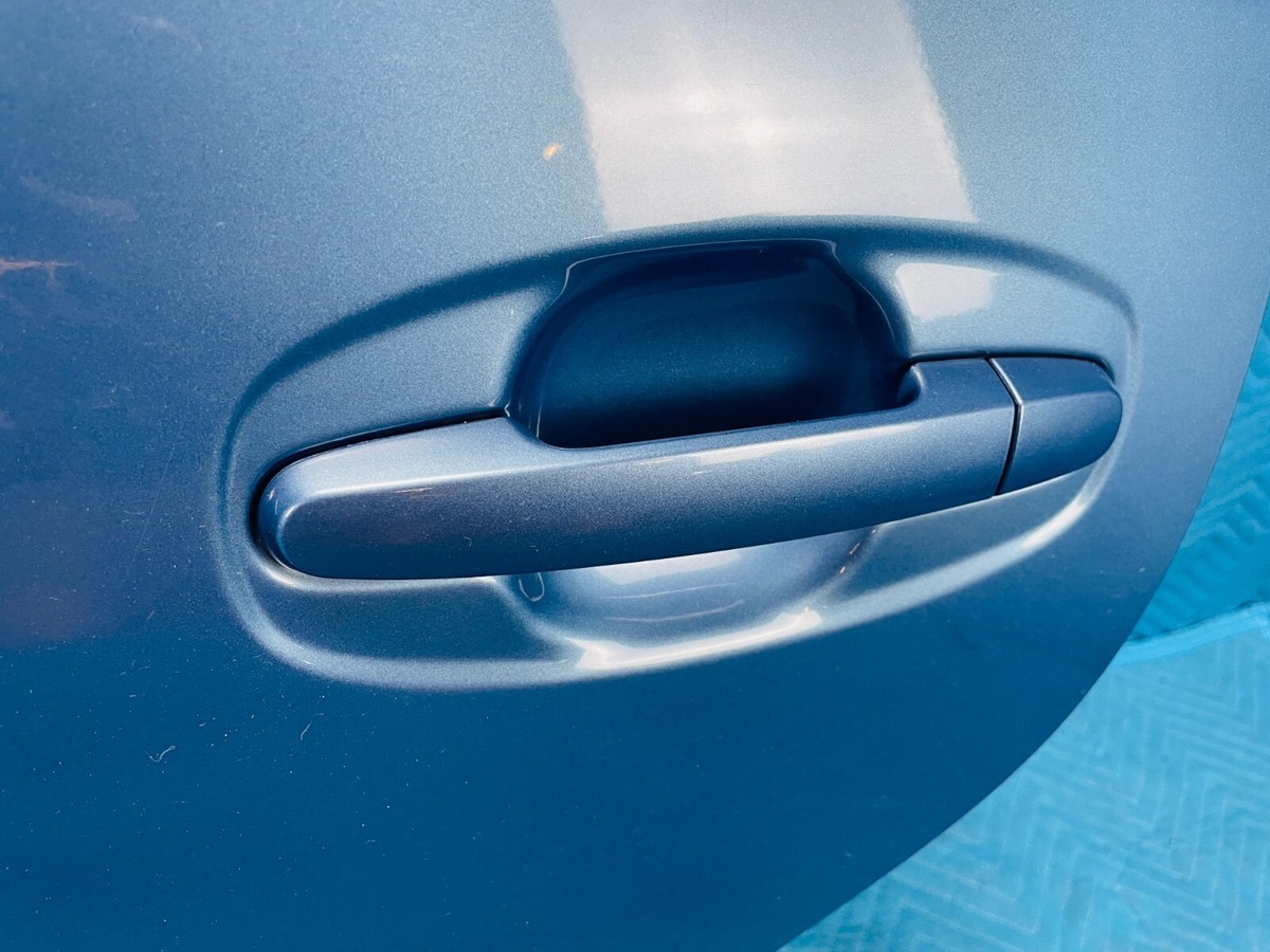 Toyota Prius Rear Door Driver Side Complete Blue: 8S2 2004-2009