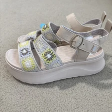 Hey Dude Women's Size 9 Delray Buckle Cottage Crochet Sandals Platforms Wedges