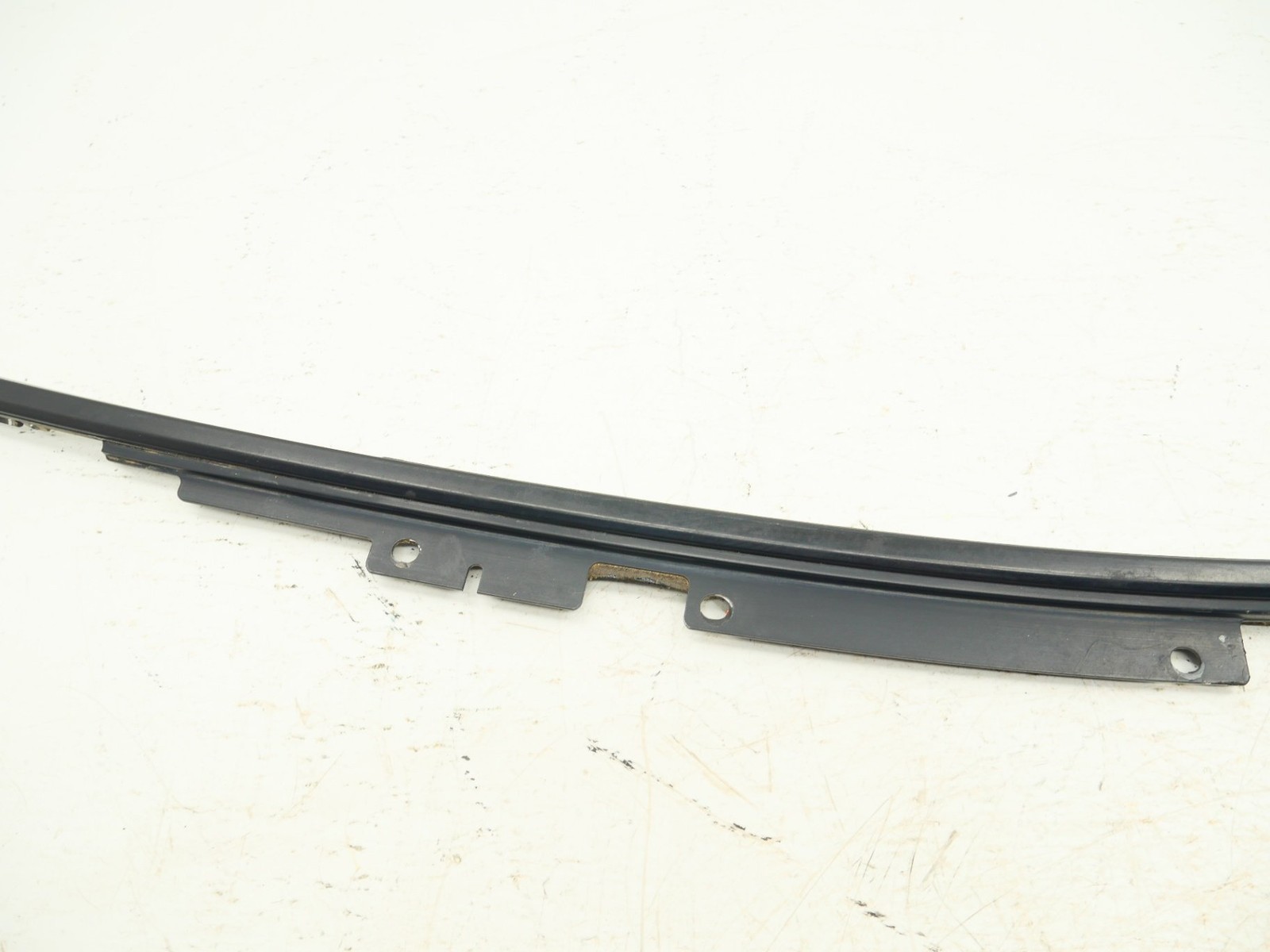 2020-2023 McLaren GT Left Drip Rail Molding Window Trim Seal 22AC904GP OEM