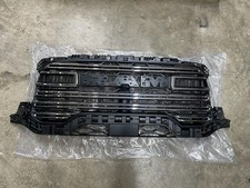 New! 2025-2026 Ram 2500 3500 Front Bumper Chrome Grille Assembly Oem 68597704aa