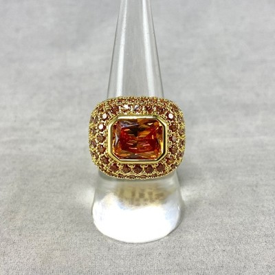 Joan Rivers Gold Tone Cocktail Ring with Champagne Glass Stones Size 8