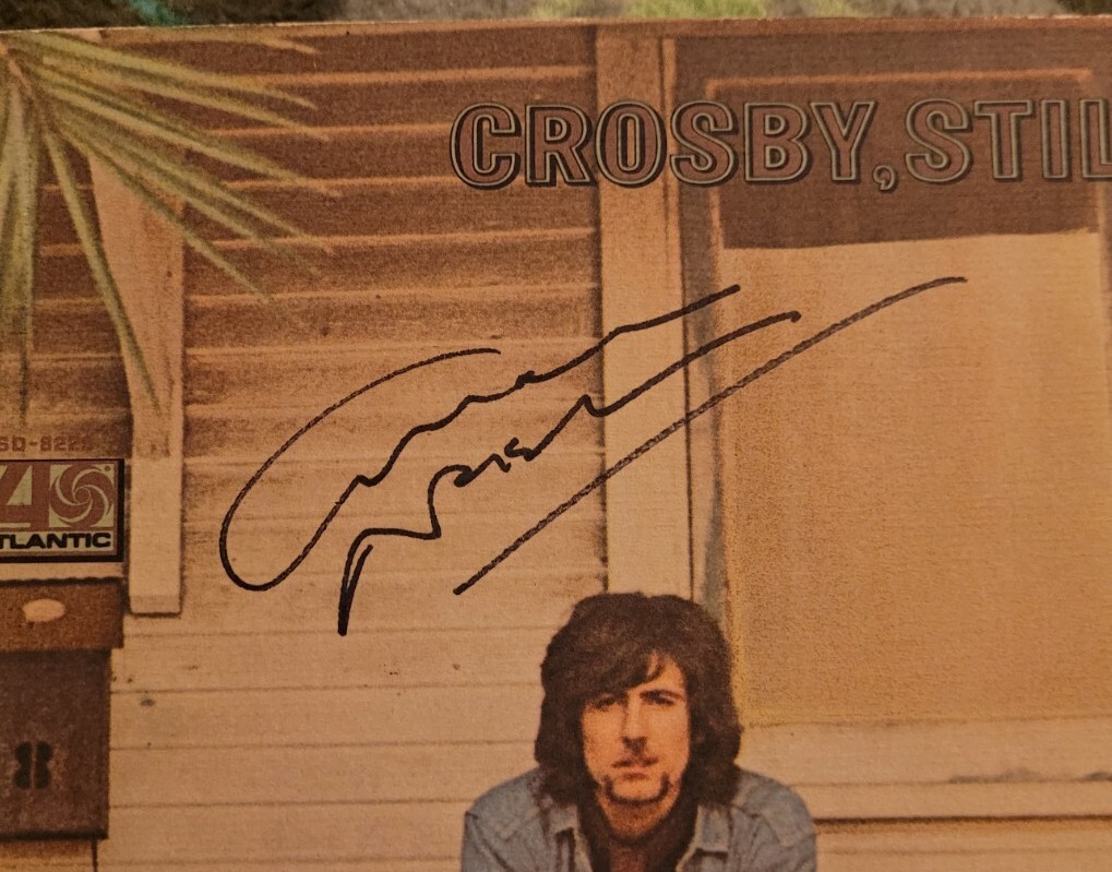 Graham Nash signed Crosby Stills & Nash vinyl record Beckett
