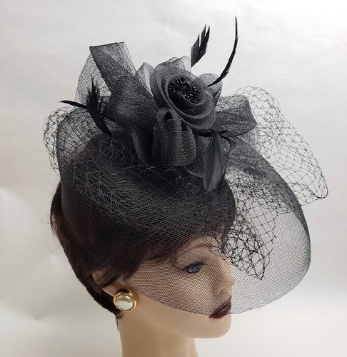 Women's Fascinator Clip Fashion Hair Piece Black One Size NWOT - Picture 3 of 11