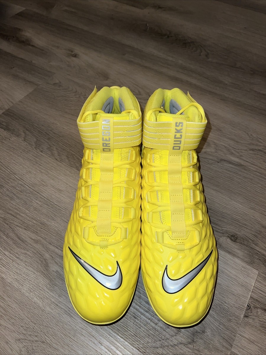 Nike Oregon Ducks Force Savage Pro 2 Mid Football Cleats  display picture 1
