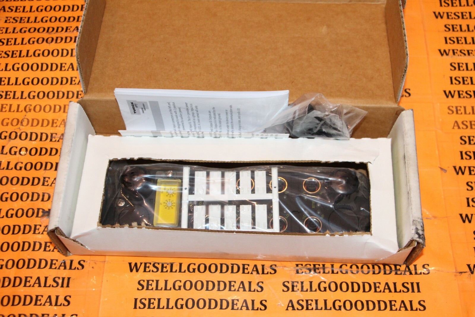 Turck FDNP-S0808G-WW Devicenet Station 8-Port F0126 New
