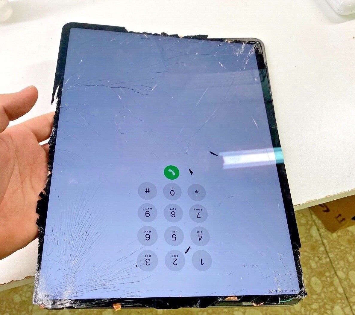 Diverse varer gullig Stå på ski iPad Pro 12.9 3rd/ 4th Gen Cracked Glass and Screen Repair Replacement  Service | eBay