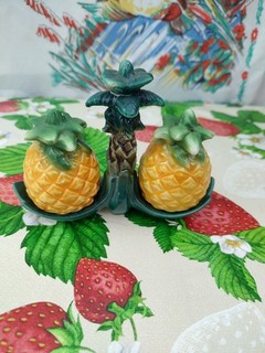 Vintage Pineapple Cruet Set Salt & Pepper