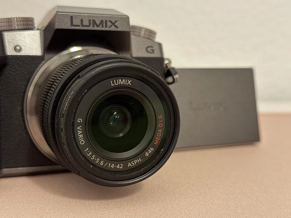 Panasonic LUMIX G7 (DMC-G70KEG-S) – 4K Systemkamera mit G VARIO 14–42mm II - Bild 3 von 4