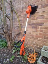 Black and Decker 25cm 450w Grass Trimmer Strimmer Electric Corded Rotable Edging