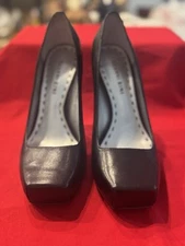 Beautiful GIANNI BINI Square Black LEATHER WOMEN PLATFORM HEELS SIZE 6.5M
