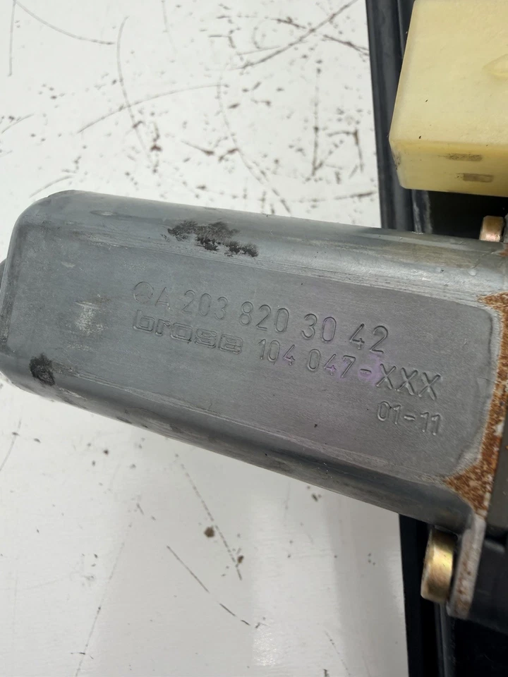 2002 MERCEDES C240 REAR RIGHT DOOR WINDOW REGULATOR OEM 02 03 04 05 06 07 Foto 4 de 4