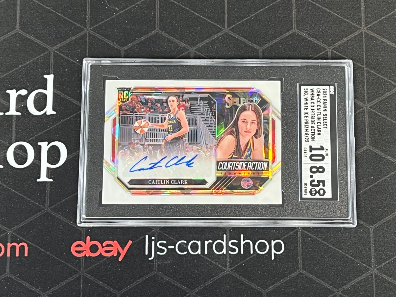2024 Select WNBA Caitlin Clark Courtside Rookie Auto White Ice /25 SGC 8.5/10 view 1