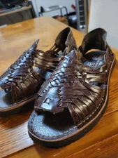 NWOB Dark Brown Authentic Spanish Huarache Sandals. Mex Sz 24 / US Ladies Sz 7.