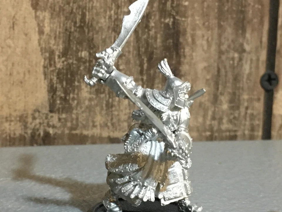 A30984 WARMACHINE HORDES PROTECTORATE MENOTH METAL IDRIAN SKIRMISHER CHIEFTAIN - Image 3 of 4