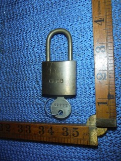 VINTAGE BRASS PADLOCK CEGB BRITISH ELECTRICITY METER LOCK WORKING WITH KEY