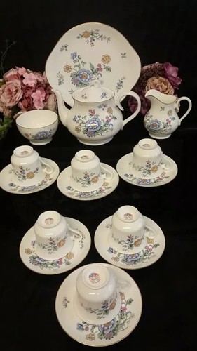 Royal Albert Hidded Valley nuevo juego de té romance 16 piezas tetera tetera taza leche - Imagen 7 de 12