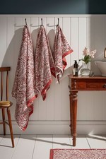 Image of William Morris At Home Larkspur 100% Cotton Bathroom Towels In Brick