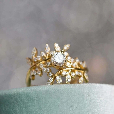 2.50 Ct Round Cut Simulated Diamond Cluster Bypass Ring 14k Yellow Gold Plated