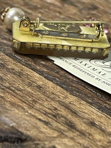 Maximal Art “Grandma” John Wind Handmade Vintage Brooch Pin With Charms - Picture 8 of 12
