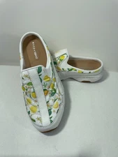 New! Easy Spirit TRAVELTIME White/Yellow & Green Lemons Design Clogs 5 M
