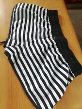 Hotpants Shorts weiß-schwarz gestreift Gr. S wie neu