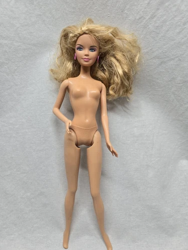 The Barbie Diaries Doll 2005 Mattel Blonde Barbie Doll H7588 FLAWED TLC 