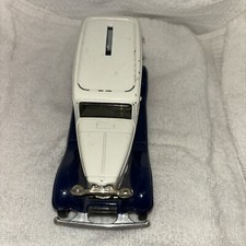 Ertl True Value 1932 Ford replica Delivery Van Bank Diecast Limited Edition,used