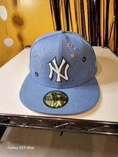 Yankees New Era Light Blue Cap with Floral Accents