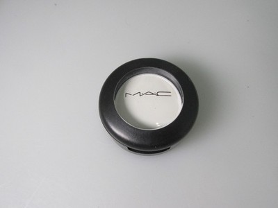New! MAC Eye Shadow GESSO Matte 1.5g .05oz Full Size AB4 Compact